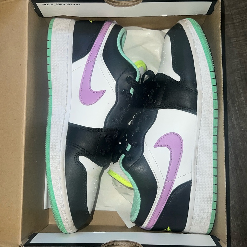 Air Jordan 1 Low